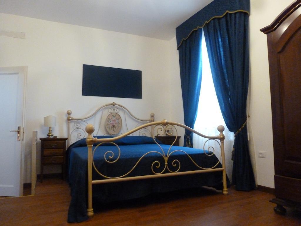 B&B La Terrazza Dei Miracoli Venedig Værelse billede