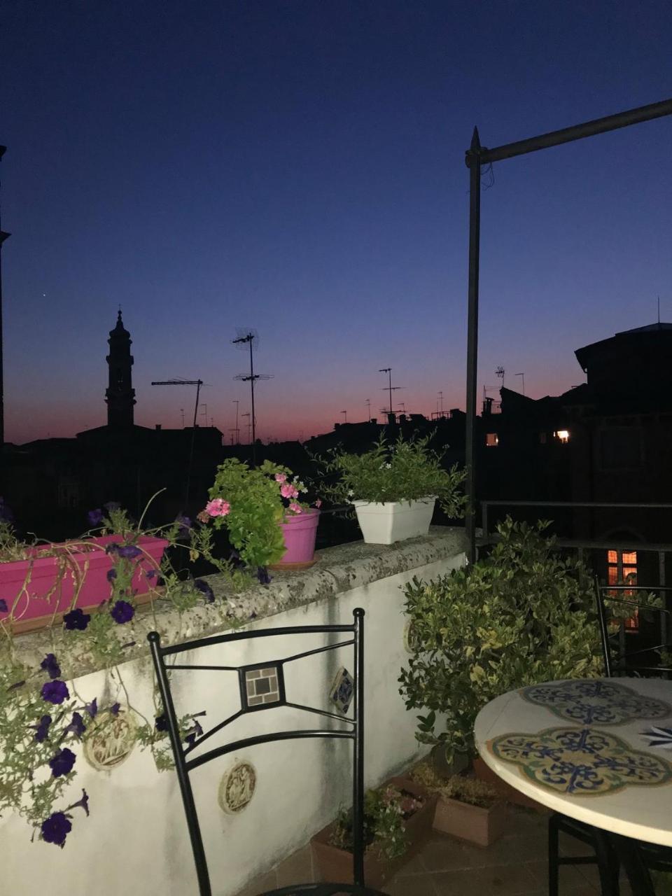 B&B La Terrazza Dei Miracoli Venedig Eksteriør billede